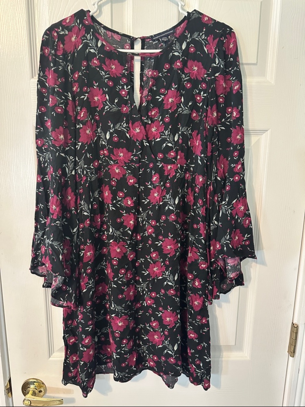 American Eagle Outfitters Floral Keyhole Dress with Bell Sleeves (S)